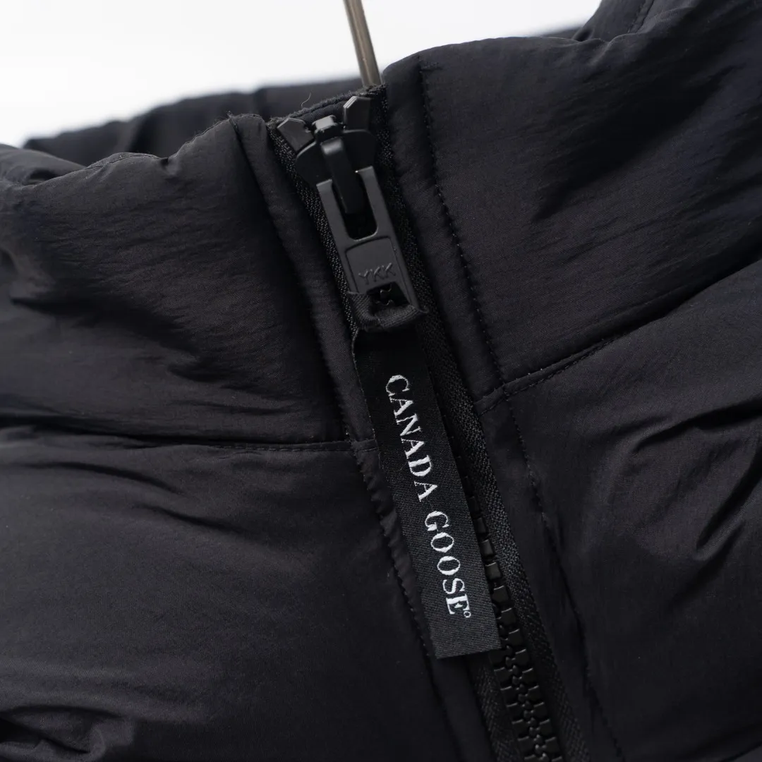 CANADA GOOSE 2801 ：Black Size：XS-XXL